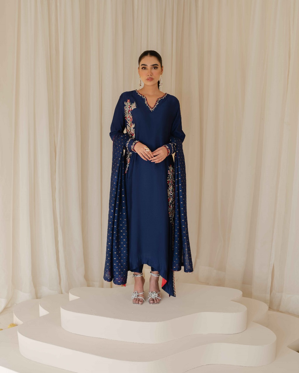 AAIRA | Navy Blue
